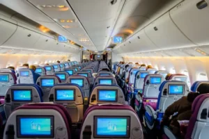 united airlines flight ua770 emergency diversion today