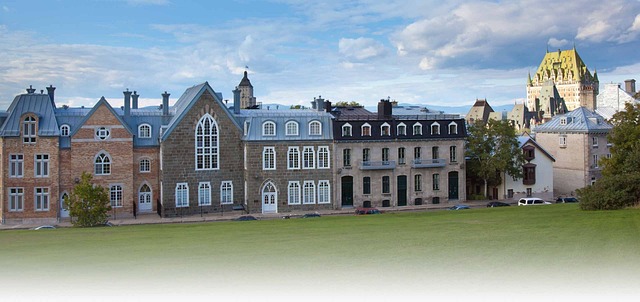 Modern Canadian House Architecture: Styles & Design Concepts 12 Modern Canadian House Trends: