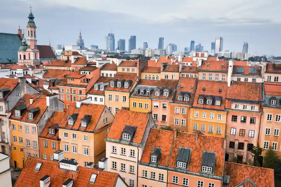 Polish Architecture: Historical Influences & Modern Developments 6 Polish Architecture: Historical Influences